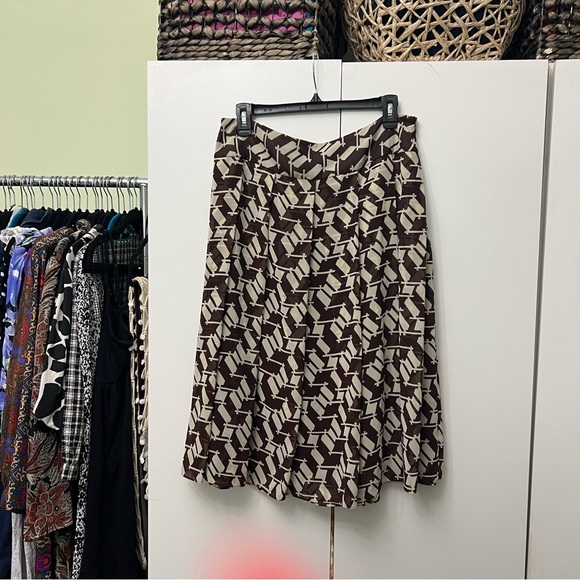 J. Crew Brown & Cream Houndstooth Pattern High-Waisted Midi Modest Skirt Sz L - Picture 2 of 12